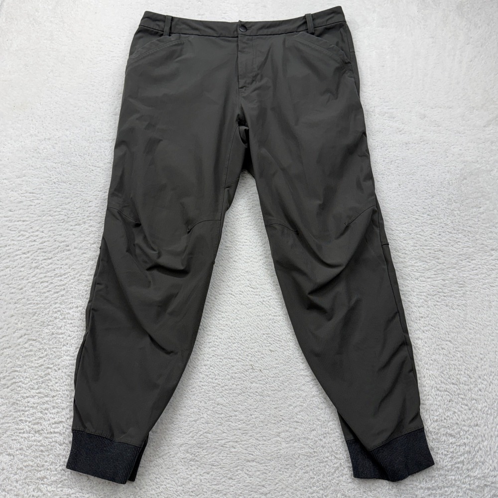 Lululemon Lab Mens Charcoal Gray Technical Jogger Pants Size 36 Articulated Knee